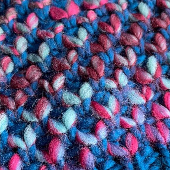 Trufit Ladies’ Cable Knit Winter Hat Greenish/Blue NWT One Size - Picture 3 of 8